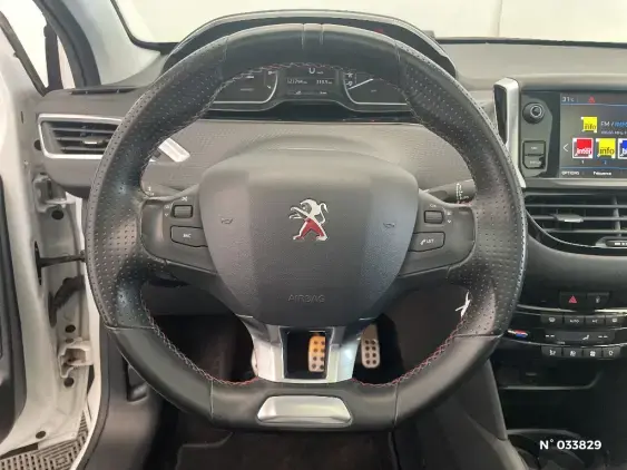 PEUGEOT 208 - voiture d'occasion - Photo 31