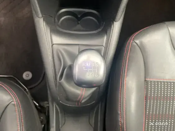 PEUGEOT 208 - voiture d'occasion - Photo 35