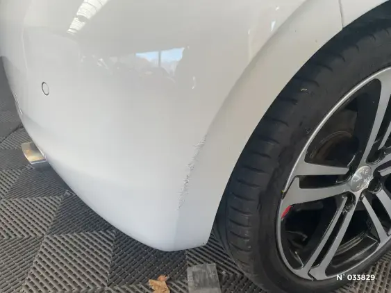 PEUGEOT 208 - voiture d'occasion - Photo 27