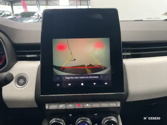 RENAULT CLIO V - voiture d'occasion - Photo 13