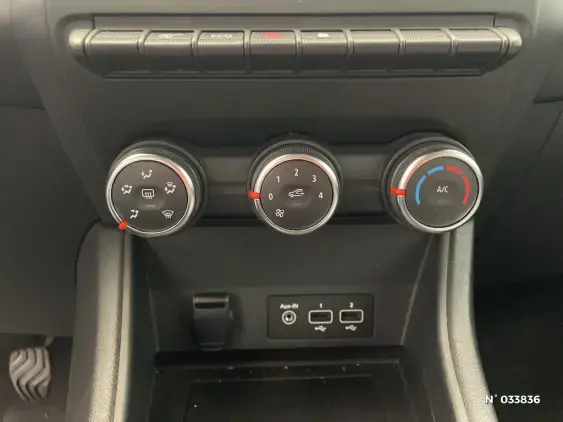 RENAULT CAPTUR II - voiture d'occasion - Photo 28