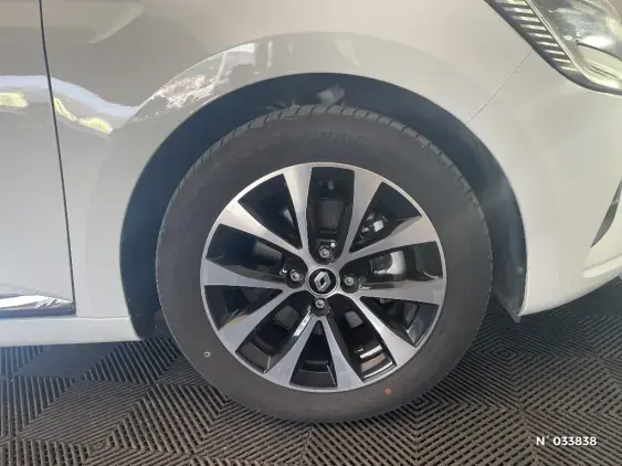 RENAULT CLIO V - voiture d'occasion - Photo 8