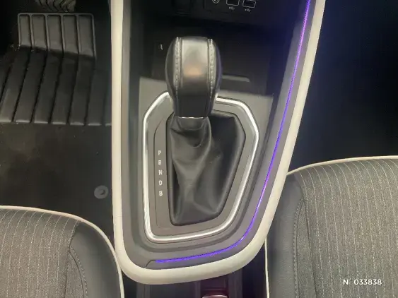 RENAULT CLIO V - voiture d'occasion - Photo 24