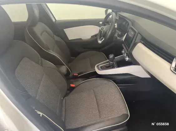 RENAULT CLIO V - voiture d'occasion - Photo 10