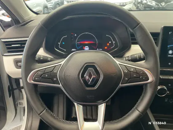 RENAULT CLIO V - voiture d'occasion - Photo 26