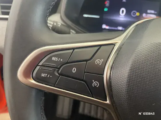 RENAULT CLIO V - voiture d'occasion - Photo 27