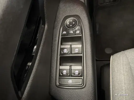 RENAULT MEGANE V - voiture d'occasion - Photo 25