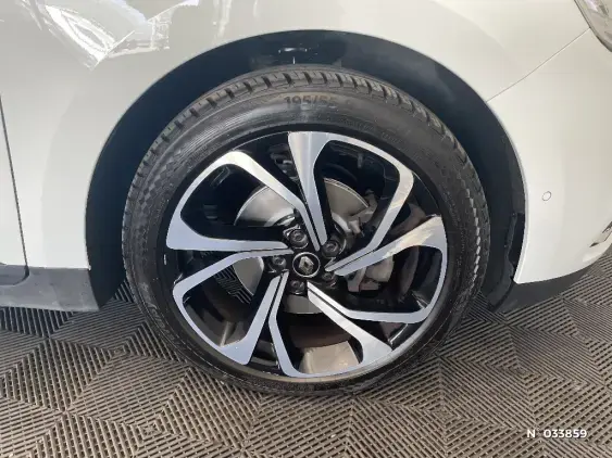 RENAULT SCENIC IV - voiture d'occasion - Photo 8