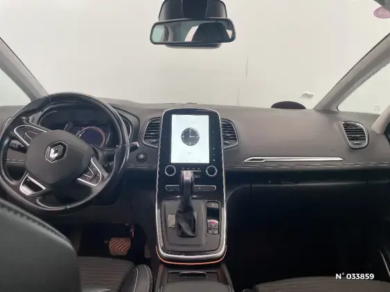 RENAULT SCENIC IV - voiture d'occasion - Photo 9