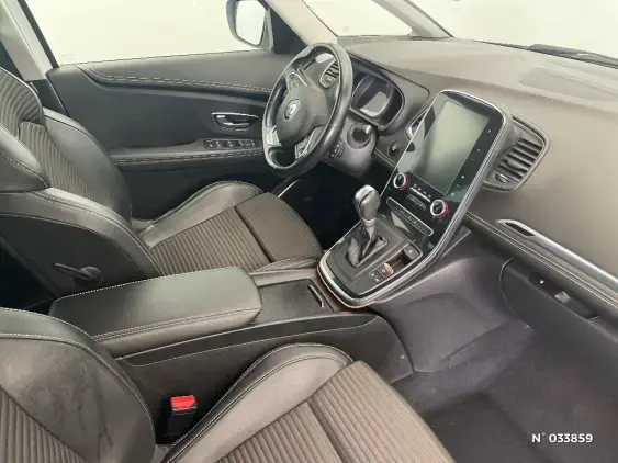 RENAULT SCENIC IV - voiture d'occasion - Photo 10