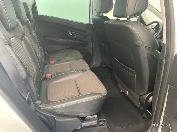 RENAULT SCENIC IV - voiture d'occasion - Photo 11