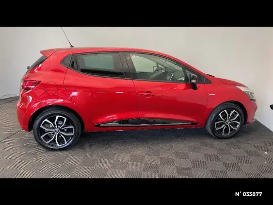 RENAULT CLIO IV - voiture d'occasion - Photo 5