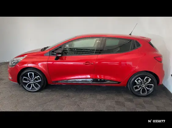 RENAULT CLIO IV - voiture d'occasion - Photo 2
