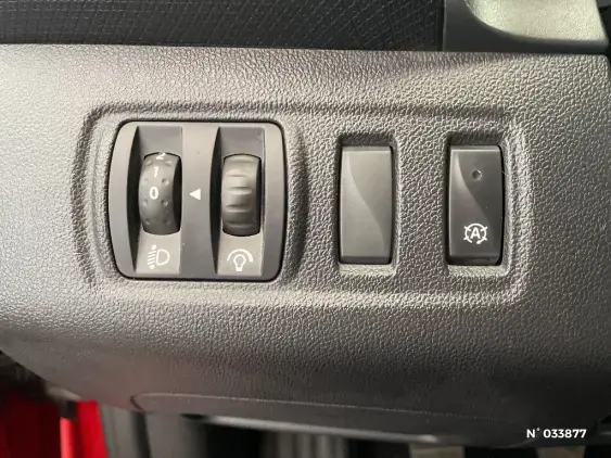 RENAULT CLIO IV - voiture d'occasion - Photo 36