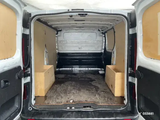 RENAULT TRAFIC FG III - voiture d'occasion - Photo 7