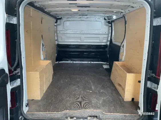RENAULT TRAFIC FG III - voiture d'occasion - Photo 7