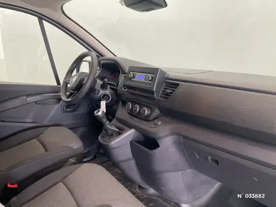 RENAULT TRAFIC FG III - voiture d'occasion - Photo 10