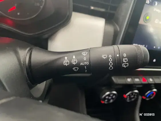 RENAULT CLIO V - voiture d'occasion - Photo 31