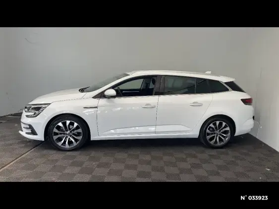 RENAULT MEGANE ESTATE IV - voiture d'occasion - Photo 2