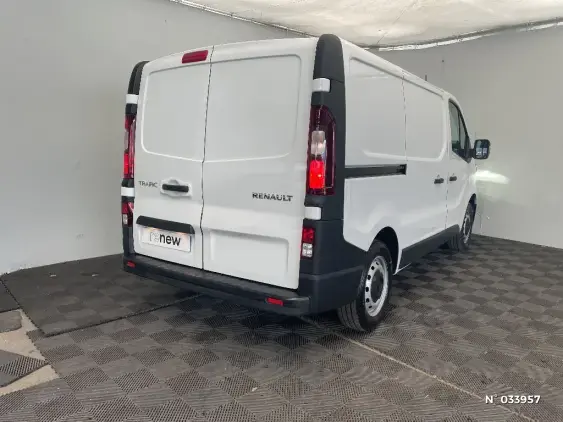 RENAULT TRAFIC FG III - voiture d'occasion - Photo 4