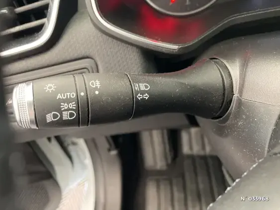 RENAULT CLIO V - voiture d'occasion - Photo 29