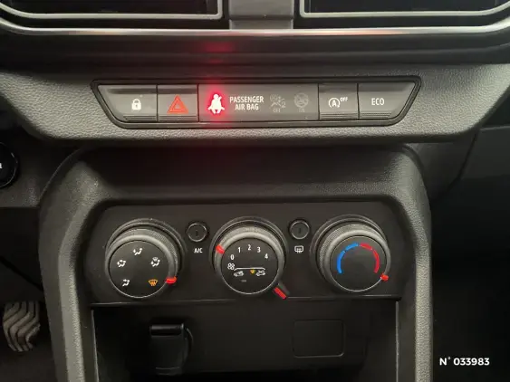 DACIA SANDERO III - voiture d'occasion - Photo 28