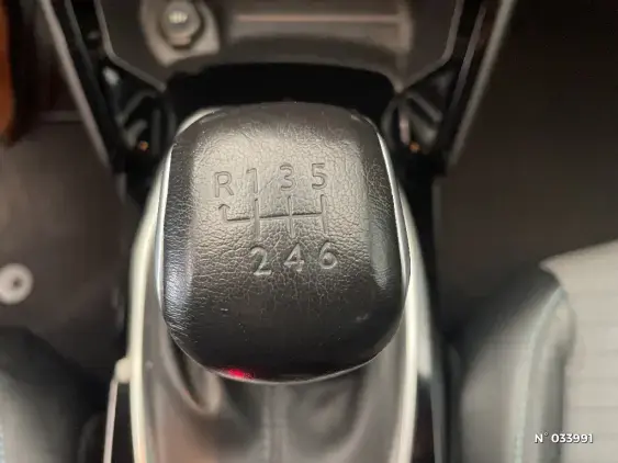 PEUGEOT 208 II - voiture d'occasion - Photo 30