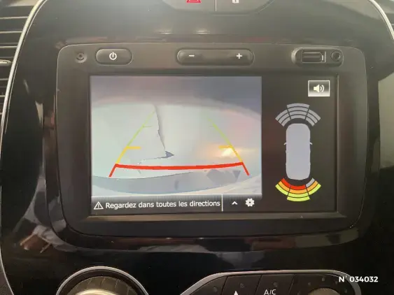 RENAULT CAPTUR - voiture d'occasion - Photo 14