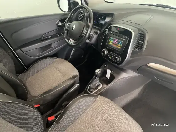 RENAULT CAPTUR - voiture d'occasion - Photo 10