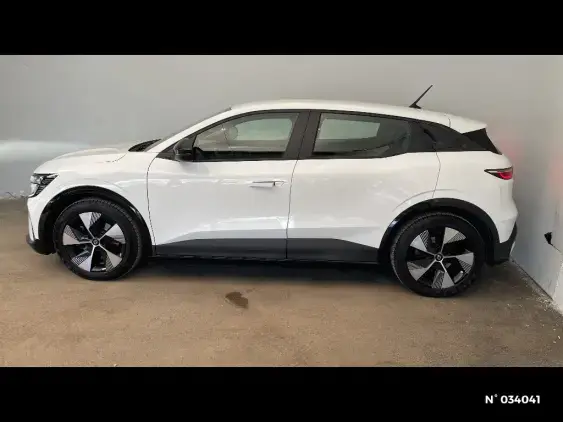 RENAULT MEGANE V - voiture d'occasion - Photo 2