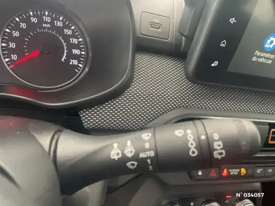 DACIA SANDERO III - voiture d'occasion - Photo 25