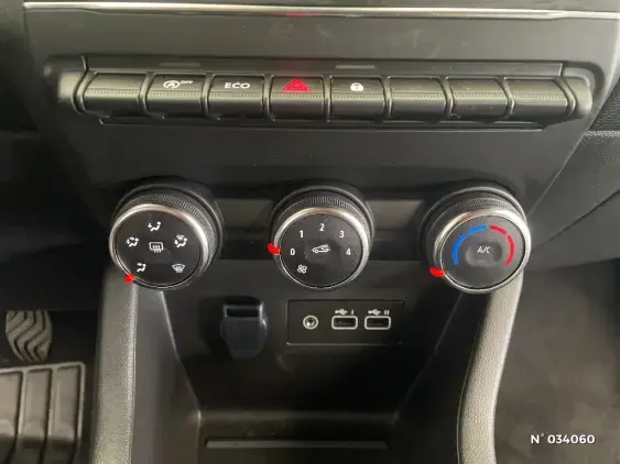 RENAULT CLIO V - voiture d'occasion - Photo 33