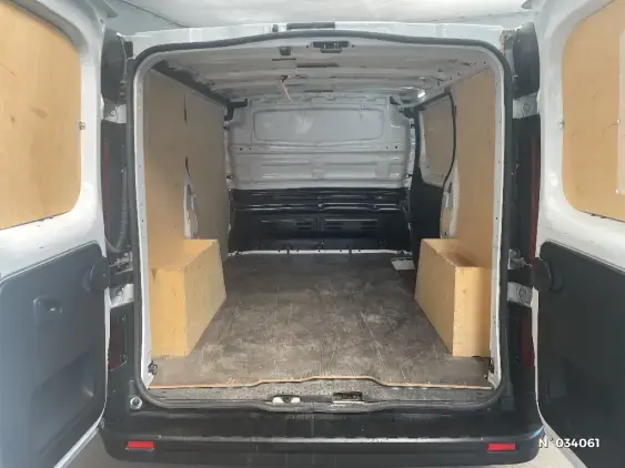 RENAULT TRAFIC FG III - voiture d'occasion - Photo 7