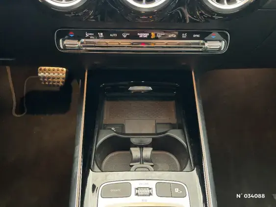MERCEDES-BENZ GLA II - voiture d'occasion - Photo 27