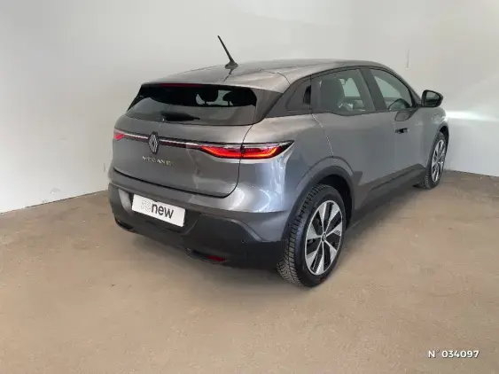 RENAULT MEGANE V - voiture d'occasion - Photo 4