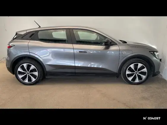 RENAULT MEGANE V - voiture d'occasion - Photo 5