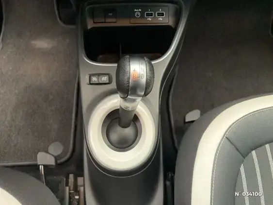 RENAULT TWINGO ELECTRIQUE III - voiture d'occasion - Photo 25