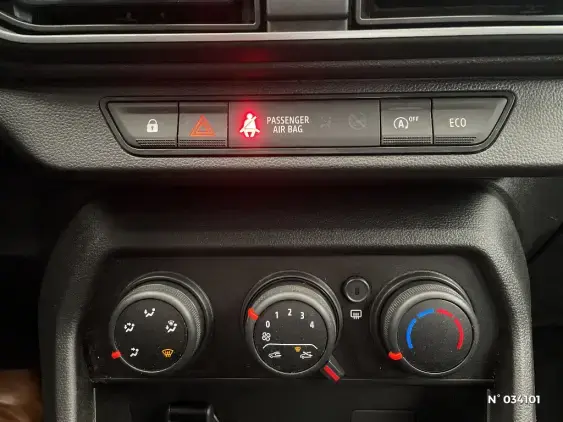 DACIA SANDERO III - voiture d'occasion - Photo 32