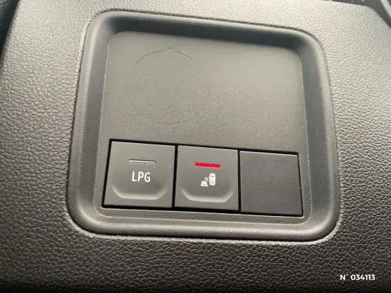 DACIA DUSTER II - voiture d'occasion - Photo 15