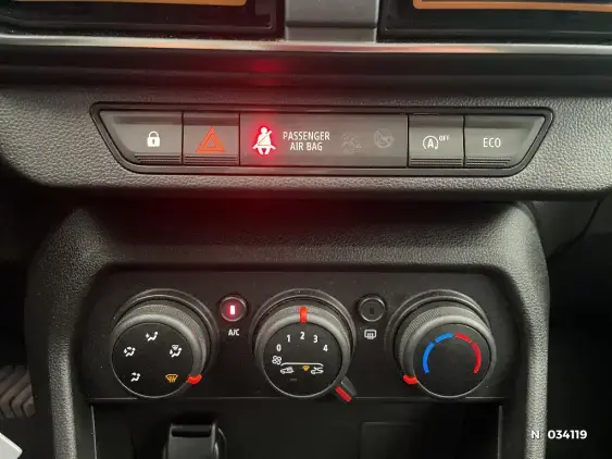 DACIA SANDERO III - voiture d'occasion - Photo 33