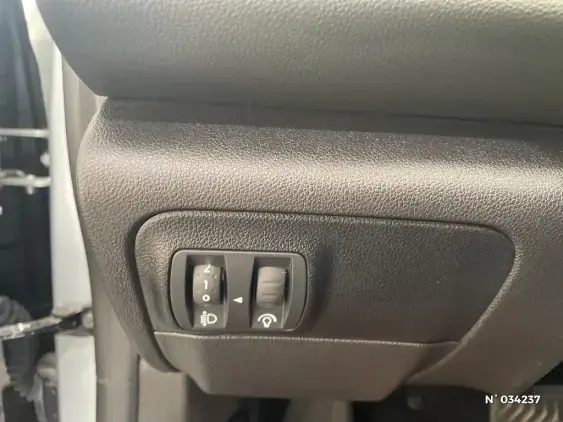 RENAULT MEGANE ESTATE IV - voiture d'occasion - Photo 15