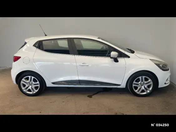 RENAULT CLIO IV - voiture d'occasion - Photo 5