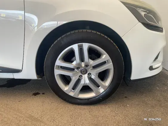 RENAULT CLIO IV - voiture d'occasion - Photo 8