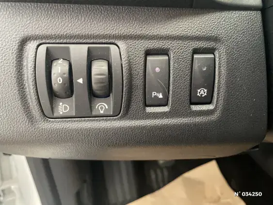 RENAULT CLIO IV - voiture d'occasion - Photo 14