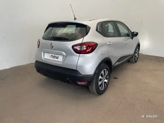 RENAULT CAPTUR - voiture d'occasion - Photo 4