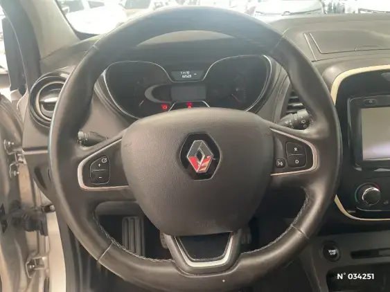 RENAULT CAPTUR - voiture d'occasion - Photo 25