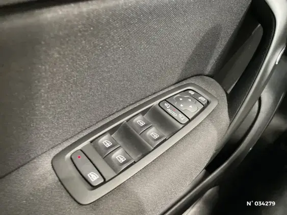 RENAULT MEGANE IV - voiture d'occasion - Photo 28