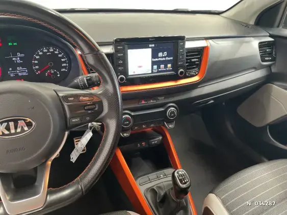 KIA STONIC - voiture d'occasion - Photo 13