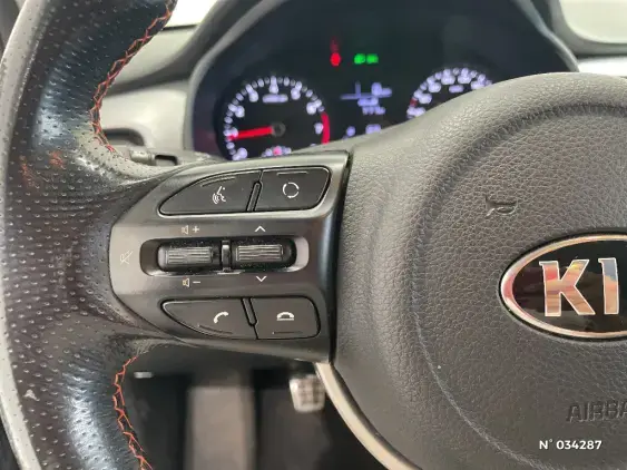 KIA STONIC - voiture d'occasion - Photo 29