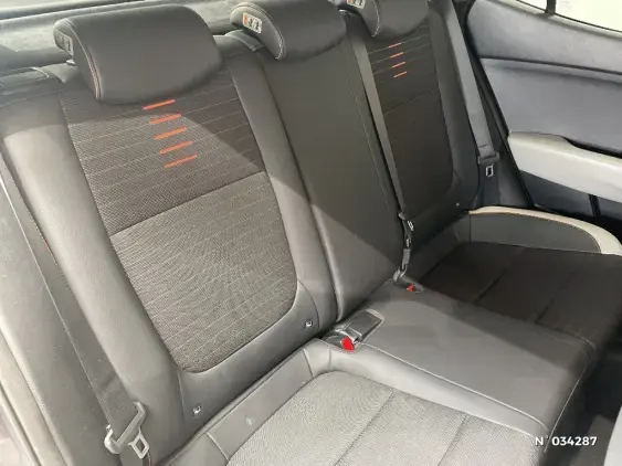 KIA STONIC - voiture d'occasion - Photo 11